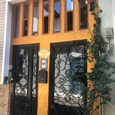 Kaleici Uygun Fiyat Mutfakli דירה *