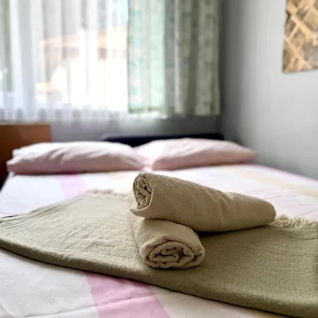 Kaleici Uygun Fiyat Mutfakli Antalya